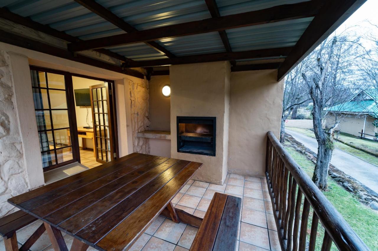 Gooderson Drakensberg Gardens Golf&Spa Resort Buitenkant foto