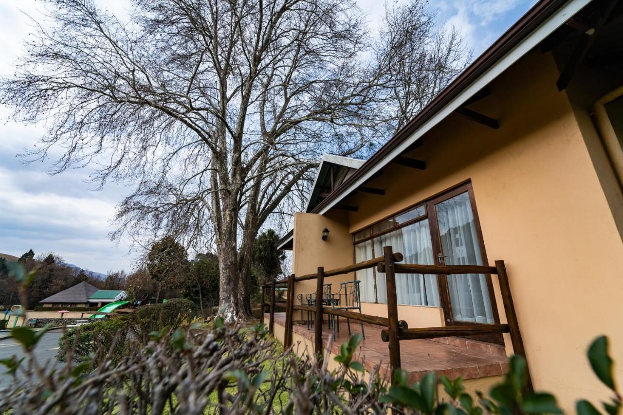 Gooderson Drakensberg Gardens Golf&Spa Resort Buitenkant foto
