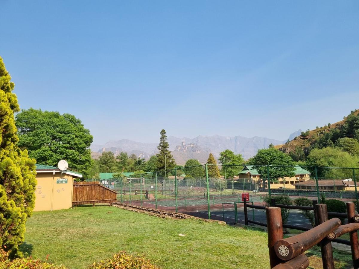 Gooderson Drakensberg Gardens Golf&Spa Resort Buitenkant foto