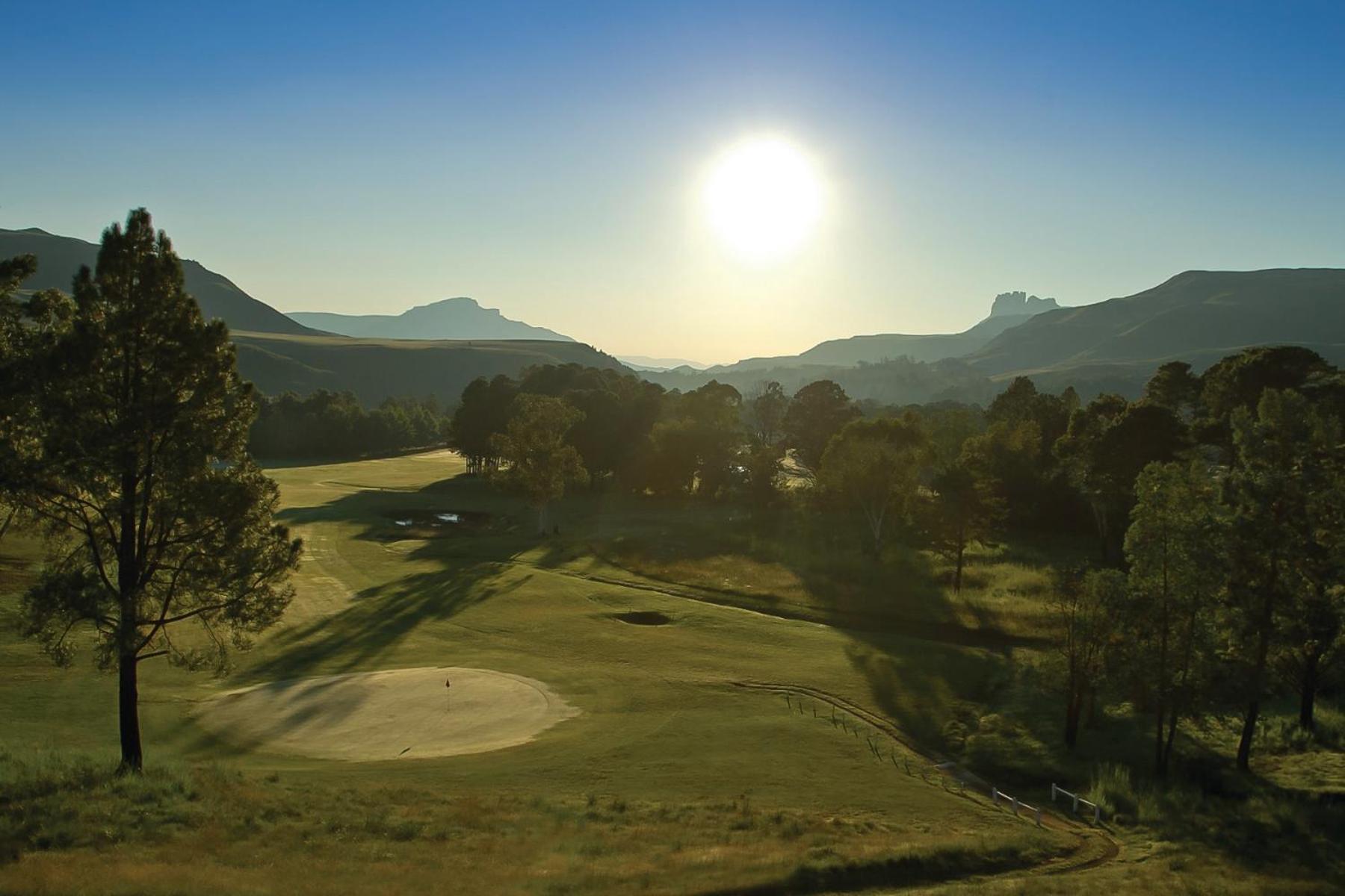 Gooderson Drakensberg Gardens Golf&Spa Resort Buitenkant foto