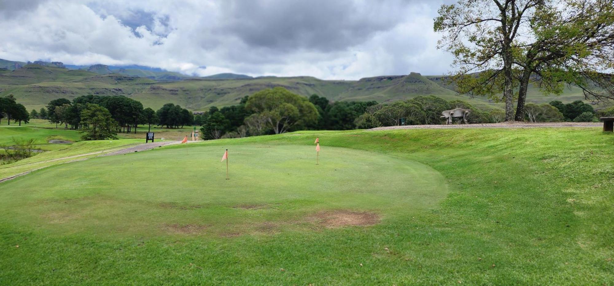 Gooderson Drakensberg Gardens Golf&Spa Resort Buitenkant foto