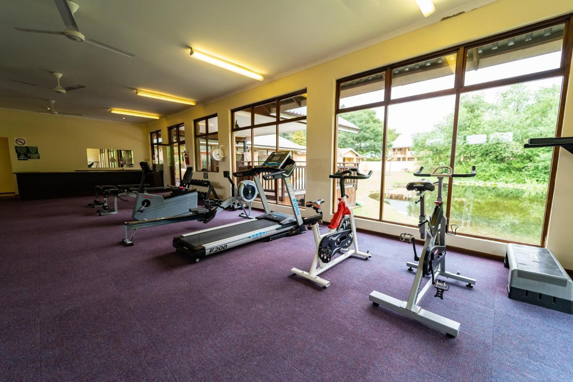 Gooderson Drakensberg Gardens Golf&Spa Resort Buitenkant foto