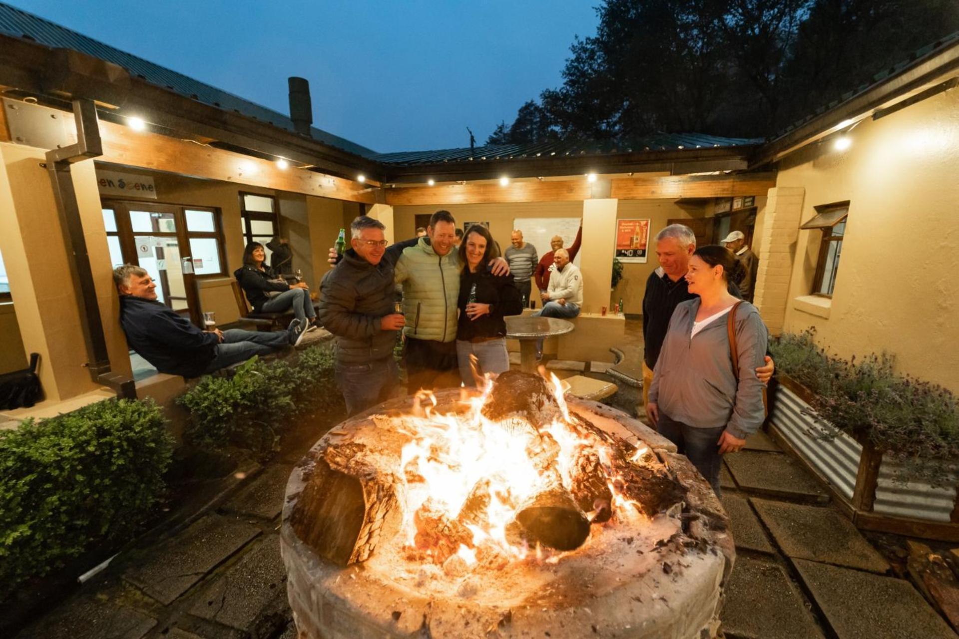 Gooderson Drakensberg Gardens Golf&Spa Resort Buitenkant foto