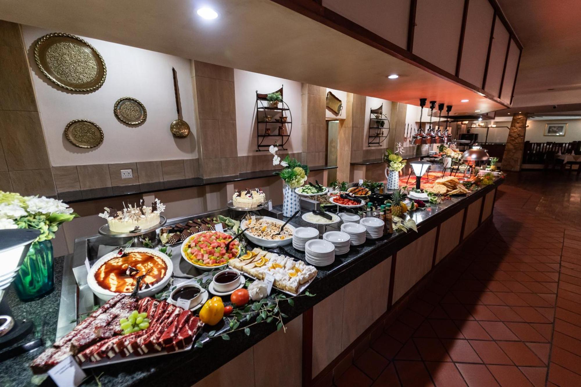 Gooderson Drakensberg Gardens Golf&Spa Resort Buitenkant foto